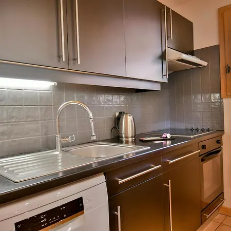 Apartment Les Raiches 4 *